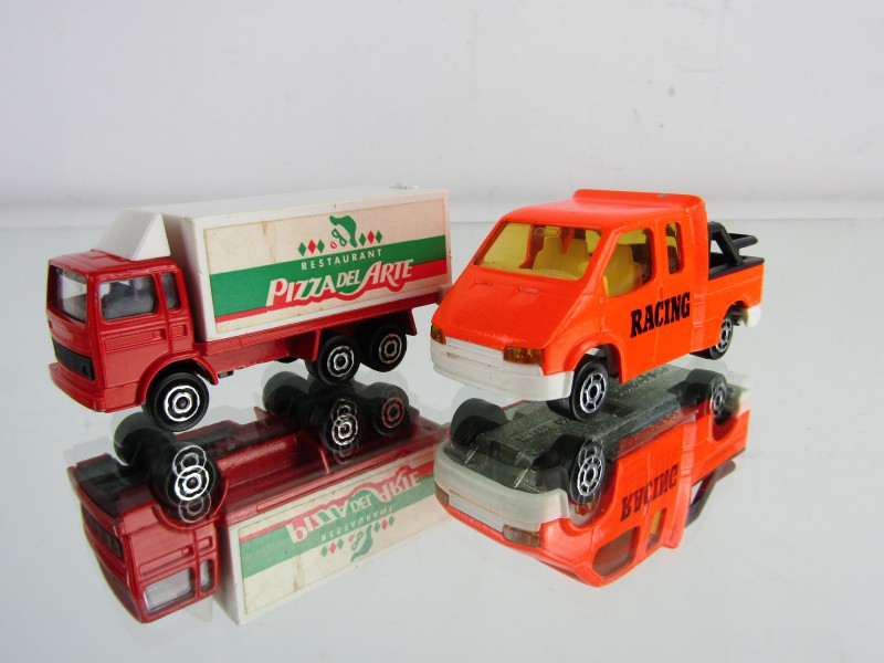 Ford Transit + Vrachtwagen: Majorette - Kringwinkel