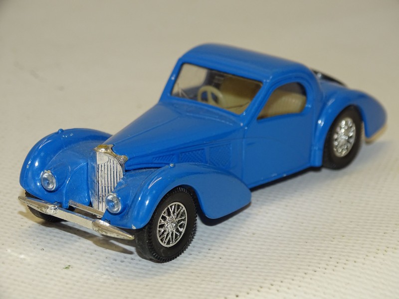 Schaalmodel: Bugatti 57 S, Atalante 1939, Solido