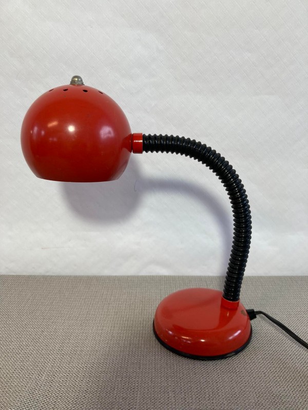 Vintage rode bureaulamp: Venuti Lumi