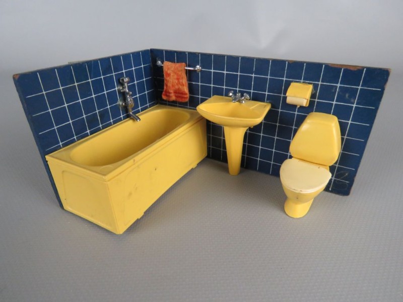 Vintage jaren ’60 badkamertje gemerkt Lunbay van Zweedse makelij.