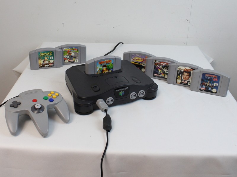 Nintendo 64 incl 7 spellen