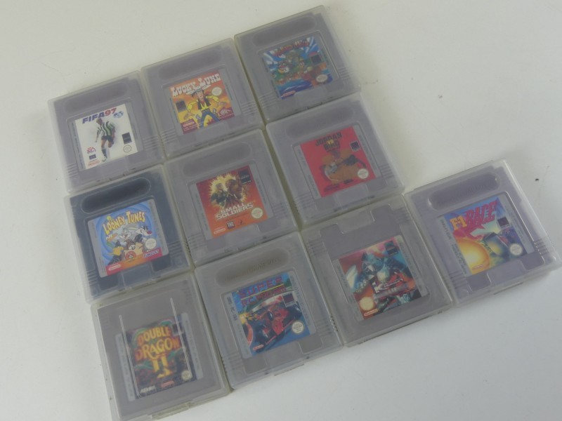 Enig lot 10 Nintendo Game Boy games