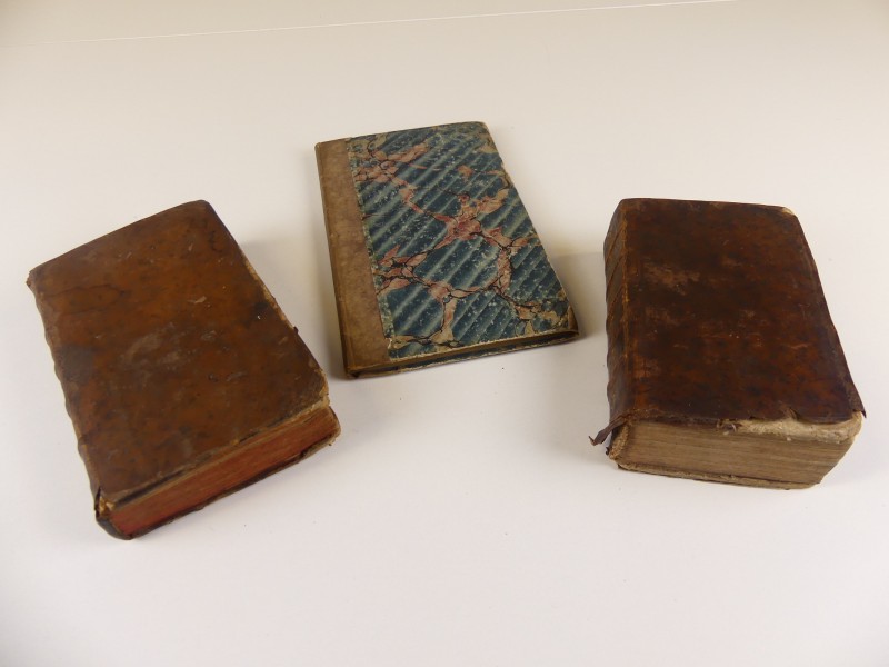 Antiquariaat: 3 boeken Nederlands  18e eeuw
