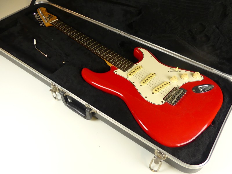 Fender Stratocaster By Young Chang gitaar + koffer