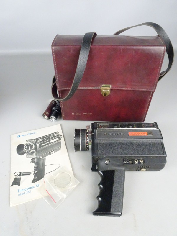Vintage filmcamera met bijhorende tas