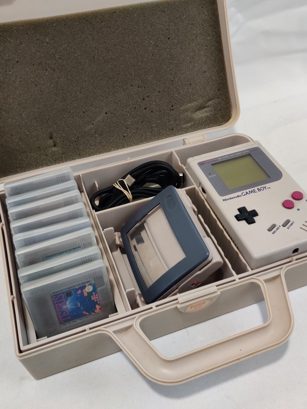 Nintendo GameBoy in opbergkoffer [8 Games]