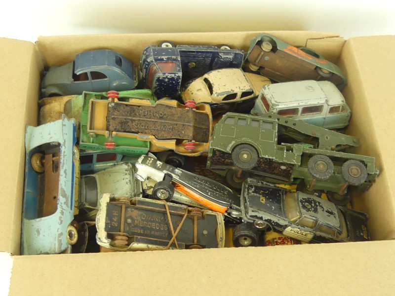 Vintage Lot Dinky Toys