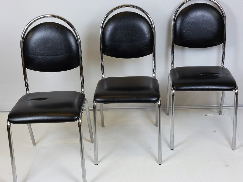 3 vintage stoelen met Chroom