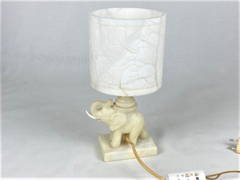 Zware vintage albast olifant tafellamp