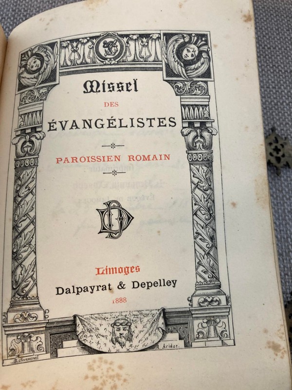 Antiek boek: Missel des Evangélistes (1888)