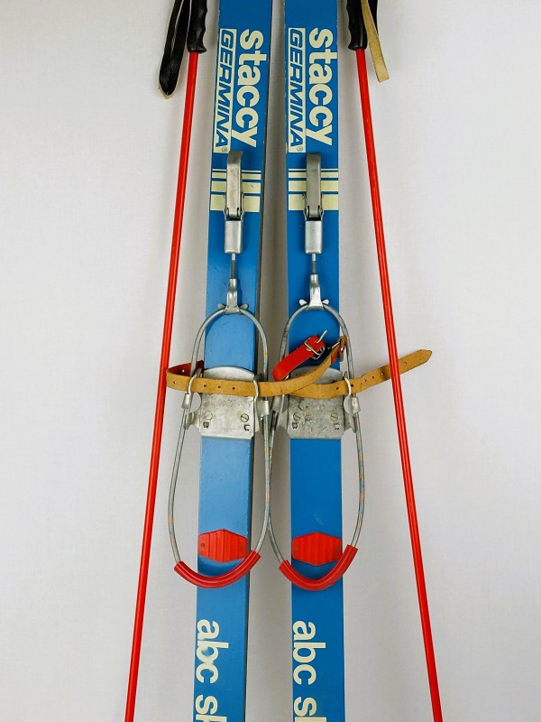 Ski, alte Kinderski van Duitsland 1970