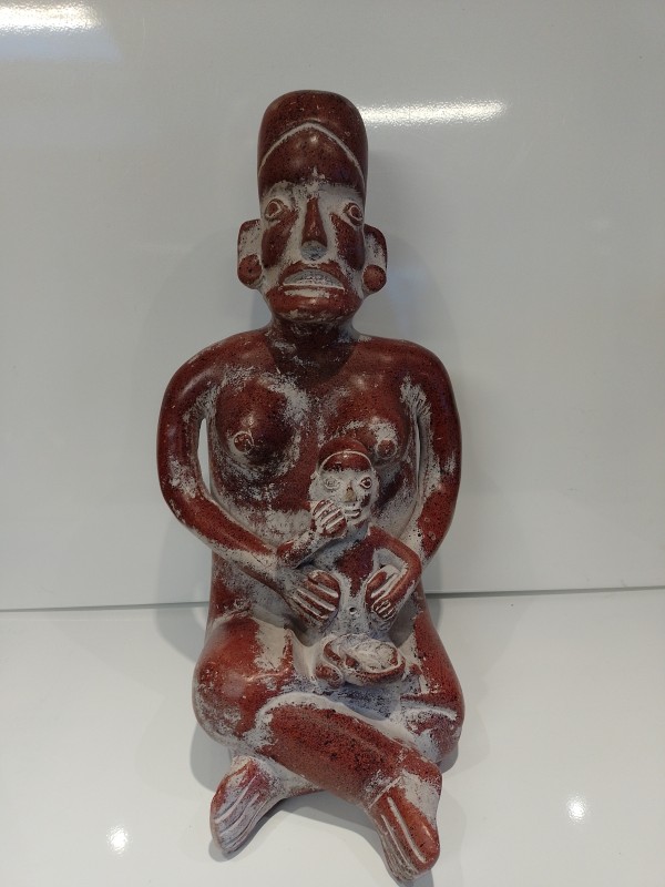 Vintage terracotta Mayabeeld 'moeder met kind'
