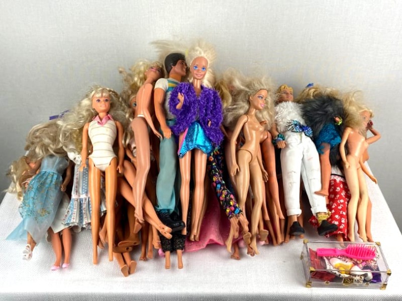 Grote set vintage Barbiepoppen