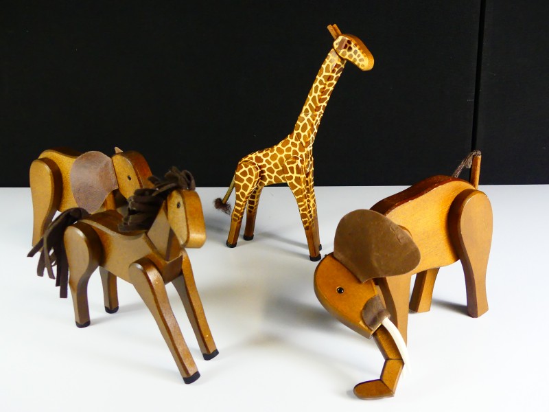Educatief speelgoed - gelede dieren hout