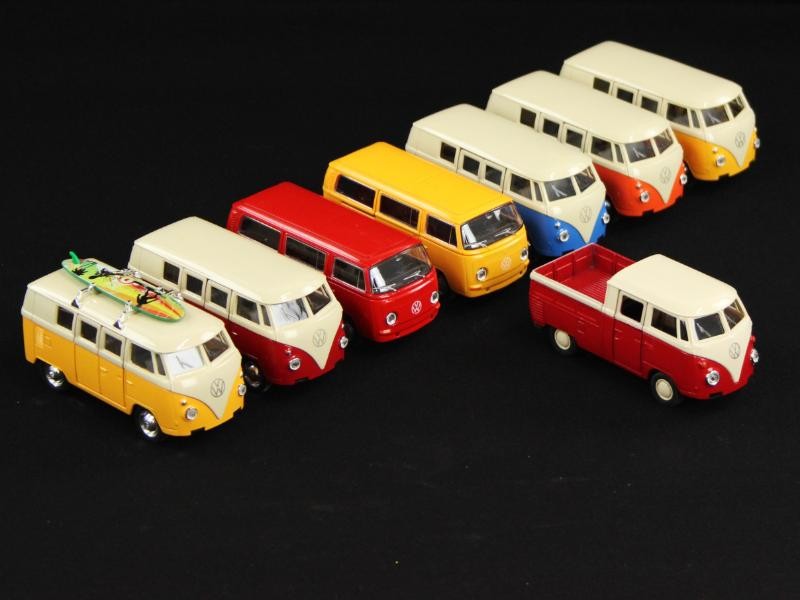 Collectie 8 Volkswagen busjes