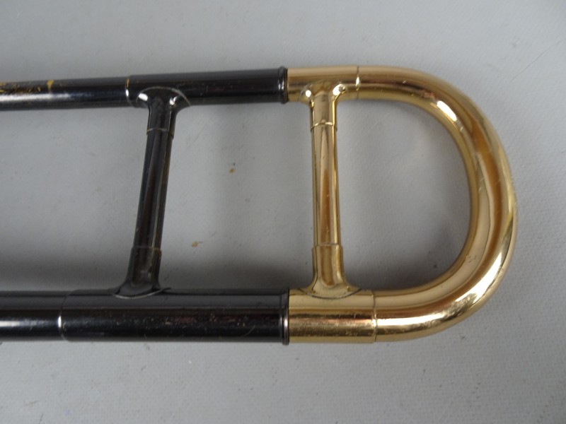 Schuiftrompet / trombone in opbergkoffer