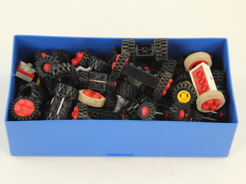 Set van 5 gevulde Lego-bewaardozen in verschillende maten