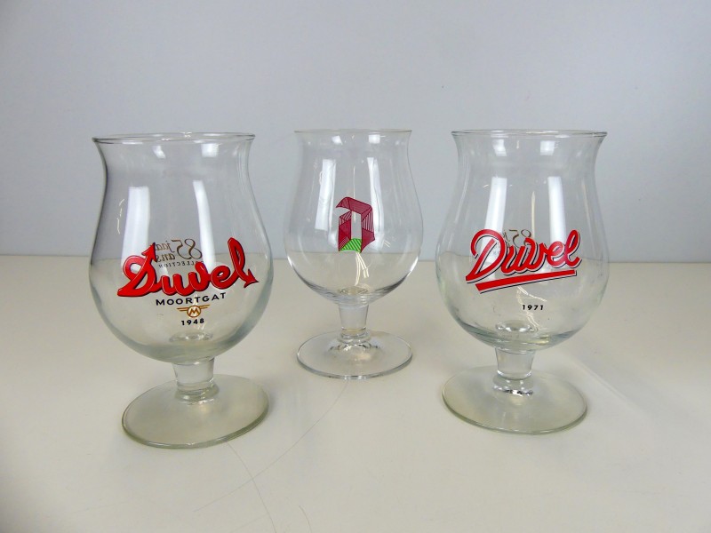 Duvel collection : 11 glazen met het Duvel logo