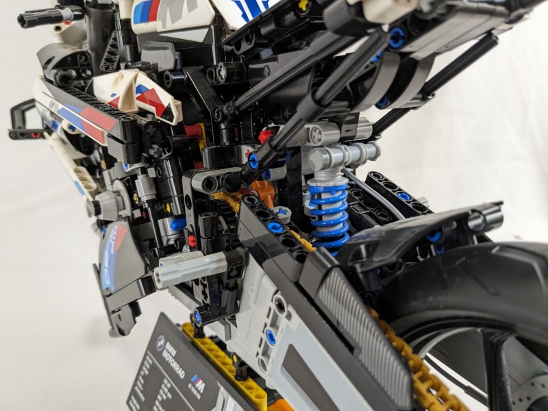 BMW M 1000 RR [LEGO]