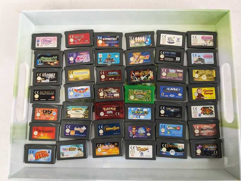 42 Gameboy Advance spel cartridges