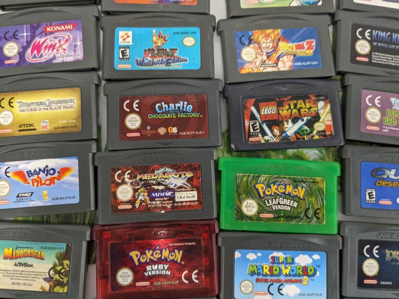 42 Gameboy Advance spel cartridges