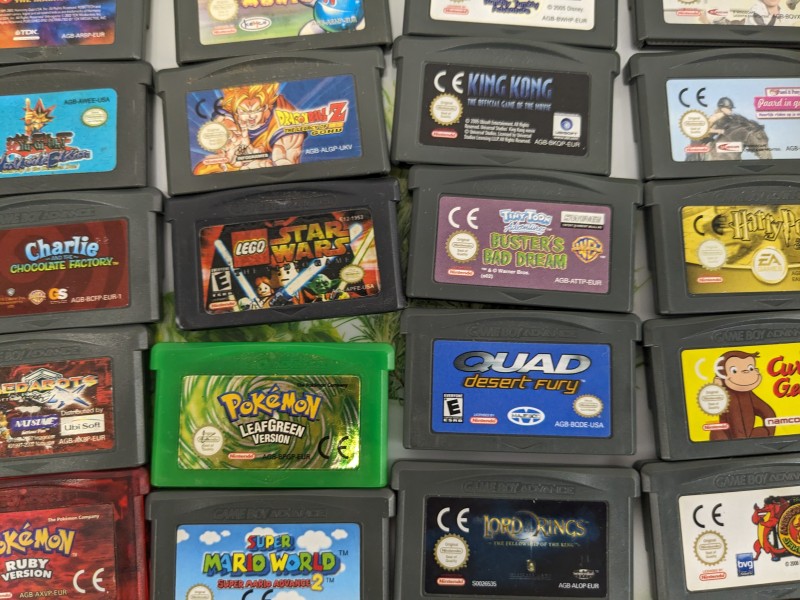 42 Gameboy Advance spel cartridges