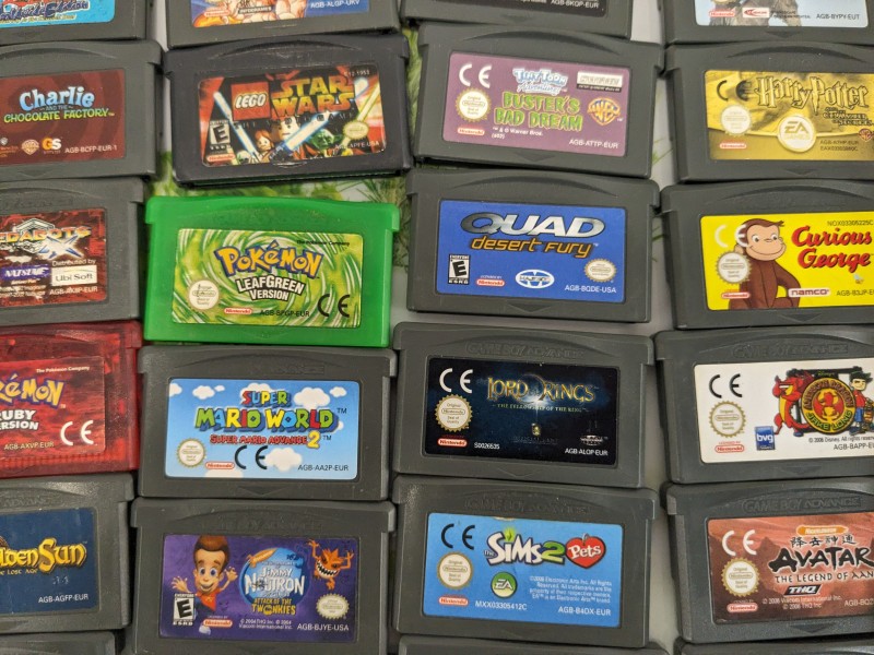 42 Gameboy Advance spel cartridges