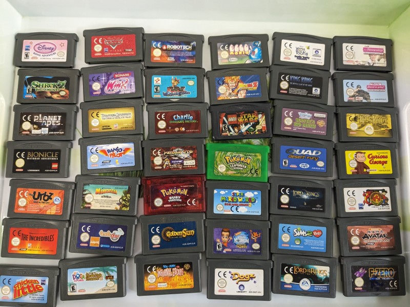 42 Gameboy Advance spel cartridges