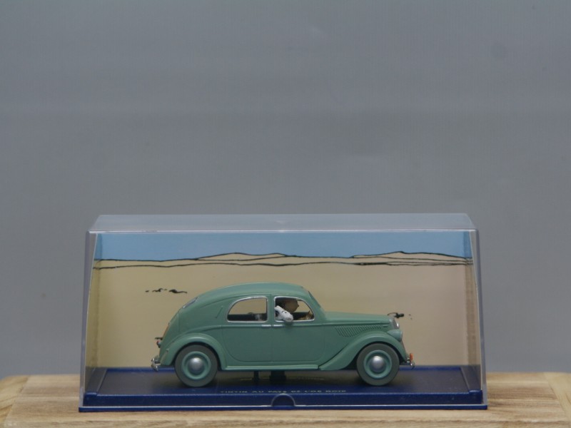 Tintin au pays de L'or noir- Lancia Aprilia  van Tintin/Kuifje- Schaalmodelauto Herge-Moulinsart (Art. 819)