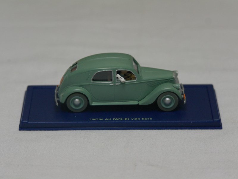 Tintin au pays de L'or noir- Lancia Aprilia  van Tintin/Kuifje- Schaalmodelauto Herge-Moulinsart (Art. 819)