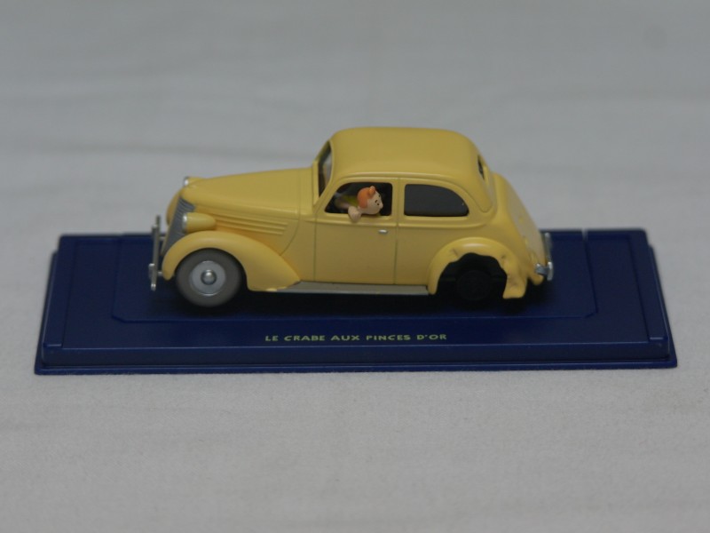 Le crabe aux pinces d'or-  De beschadigde wagen uit De krab met de gulden scharen van Tintin/Kuifje- Schaalmodelauto Herge-Moulinsart (Art. 829)