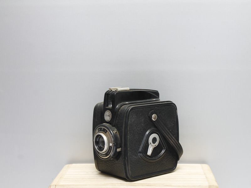 Vintage film camera - Gevaert Gevabox (Art. 834)