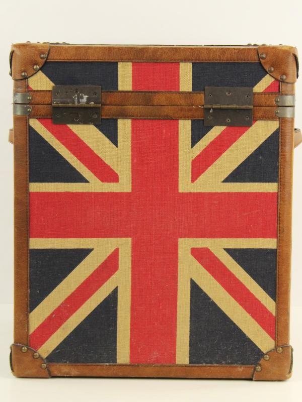 Union Jack, knap beklede, vintage opbergkist met lederen verstevigingen