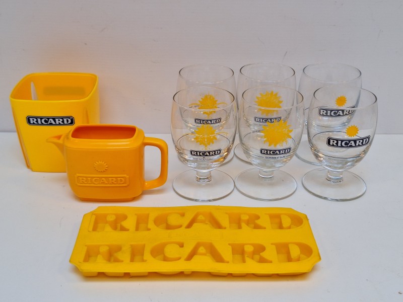 Ricard set met 6 glazen, ijsblok emmertje, waterkannetje en ijsblokvorm