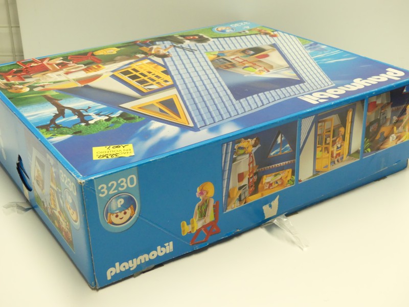 3 dozen playmobil