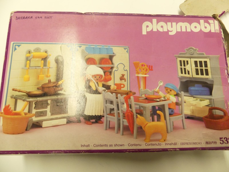 3 dozen playmobil