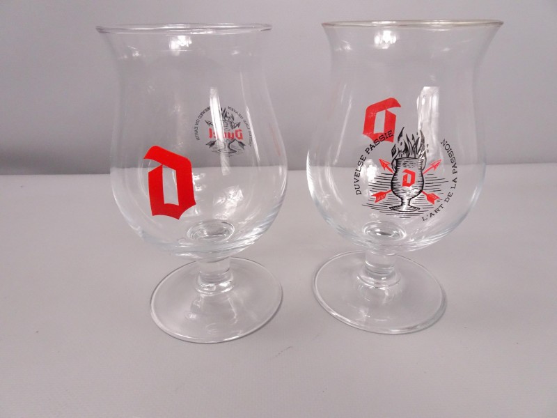 2 collectibles Duvel glazen