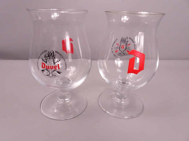 2 collectibles Duvel glazen