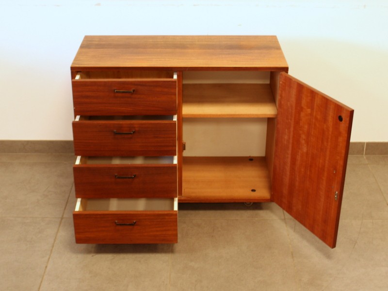 Mid-Century Dressoir