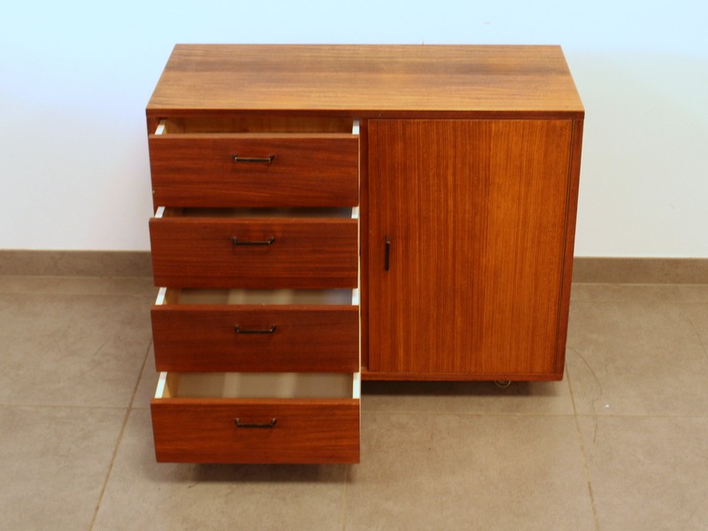 Mid-Century Dressoir