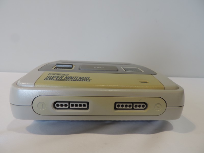 Vintage Super Nintendo Entertainment System