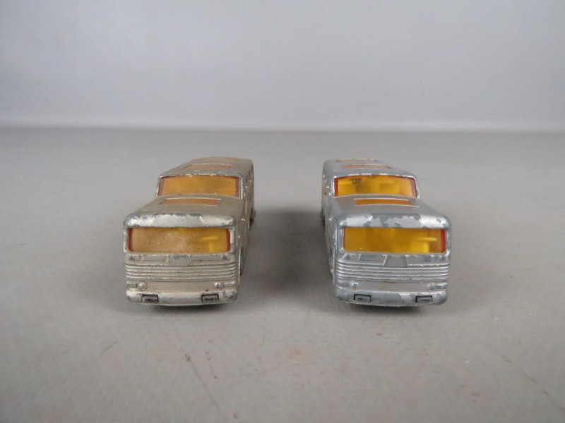 5 Matchbox bussen jaren 60