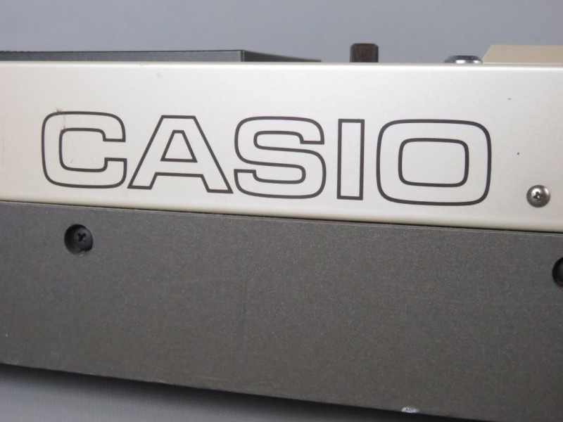 Casio CT-7000 Casiotone 61-Key Synthesizer