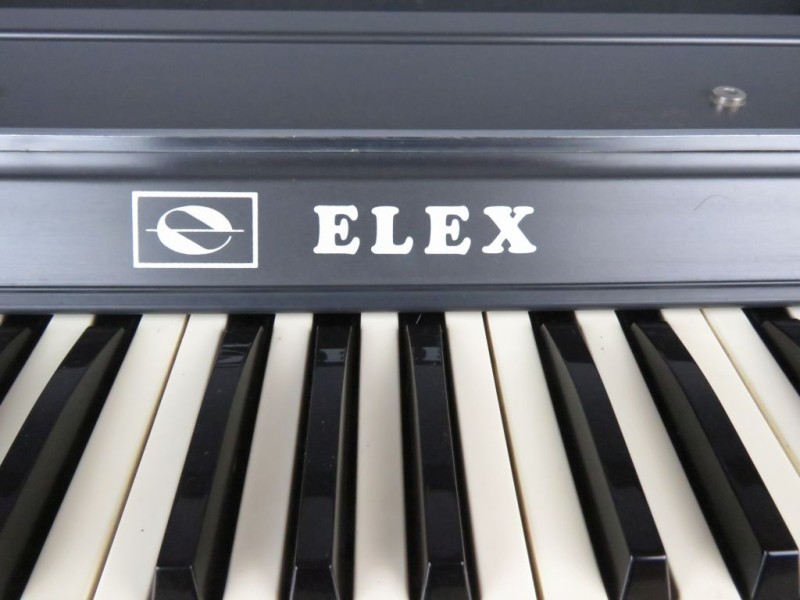 ELEX K4 String synthesizer