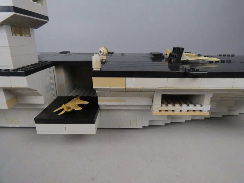 Mega blocks USS Kitty hawk