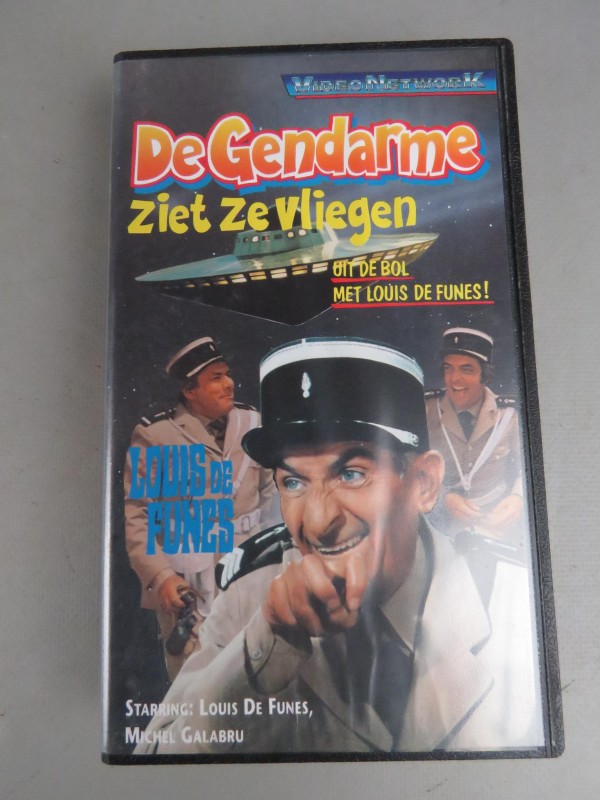 7 VHS tapes van Louis de Funes