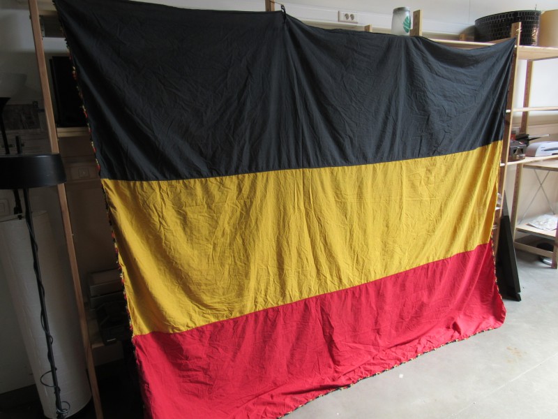 Vintage Belgische vlag ( xxl )