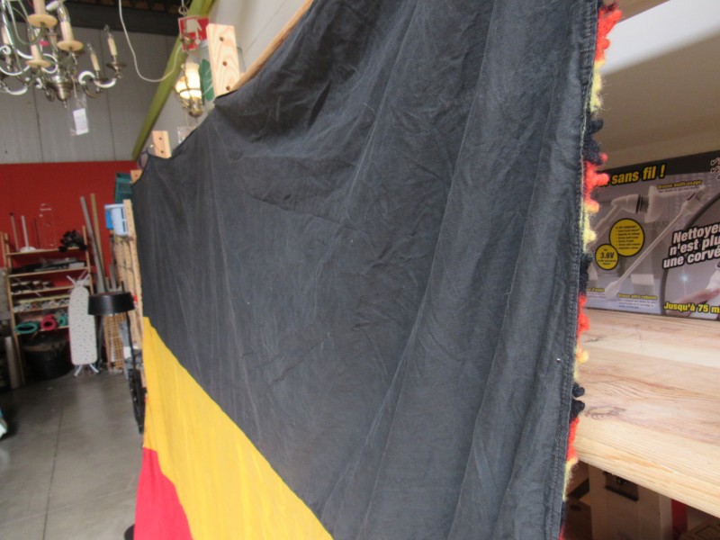 Vintage Belgische vlag ( xxl )