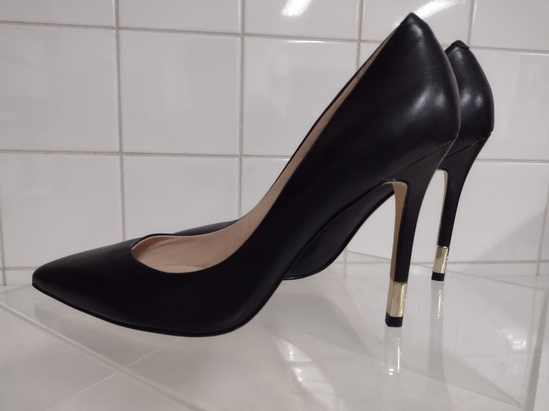 Zwarte Lederen Guess Pumps