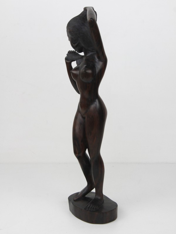 Houten sculptuur - Balinese vrouw